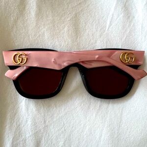 Used Gucci GG0998S Pink and Black Sunglasses